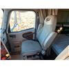 Image 7 : 2003 IHC EAGLE 9400i T/A TRUCK