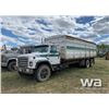 Image 1 : 1987 IHC S1900 T/A GRAIN TRUCK