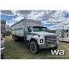 Image 2 : 1987 IHC S1900 T/A GRAIN TRUCK