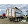 Image 3 : 1987 IHC S1900 T/A GRAIN TRUCK