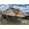 Image 2 : 2000 DECAP SUPER B CLAM DUMP GRAVEL TRAILERS