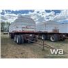Image 2 : 2000 T/A GRAIN TRAILER