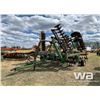 Image 1 : JOHN DEERE 335 28 FT. TANDEM DISC