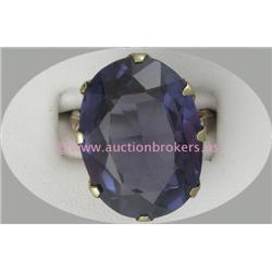 14 K YELLOW GOLD LADIES GEMSTONE RING SET WITH ONE OVAL CUT AMETHYST APPROXIMATELY 6 CTS. RING SIZE 