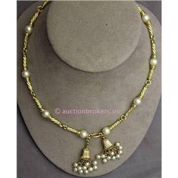 18 K YELLOW GOLD LADIES PEARL AND GOLD LINK STYLE NECKLACE INCLUDING TEN 7-8MM CULTURED PEARLS PLACE
