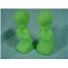 Image 1 : PAIR OF GREEN FENTON SATIN GLASS PRAYING KIDS 4"