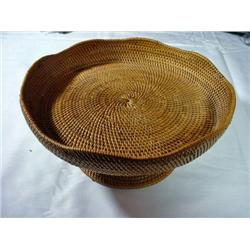 TIGHT WEAVE PEDESTAL BOWL 8".