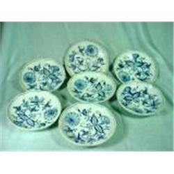 SET OF SEVEN MEISSEN ONION PATTERN FRUIT BOWLS IN THE OLD CROSSED SWORDS MARK. (ONE HAS CHIP) 5.75".