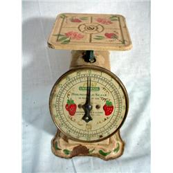 LANDERS FRARY & CLARK UNIVERSAL HOUSEHOLD SCALE 9".