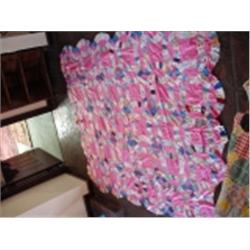 ANTIQUE QUILT TOP IN A DOUBLE WEDDING RING PATTERN 91" X 79".