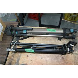 2 Camera Tripods