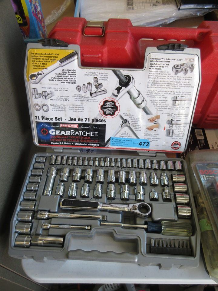 71 Piece Gear Ratchet Socket System