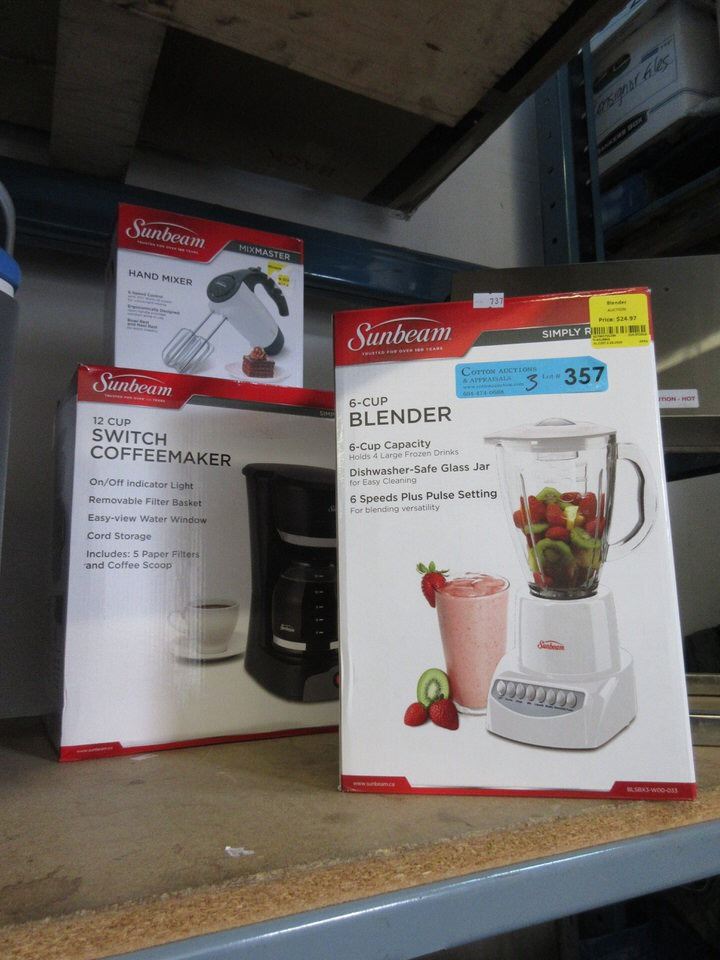 3 Sunbeam Small Kitchen Appliances - Store Returns