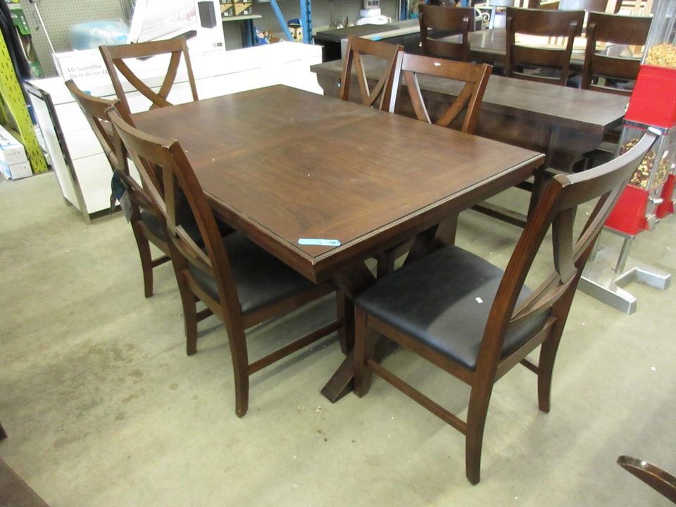 New 7 Piece Bayside Dining Set