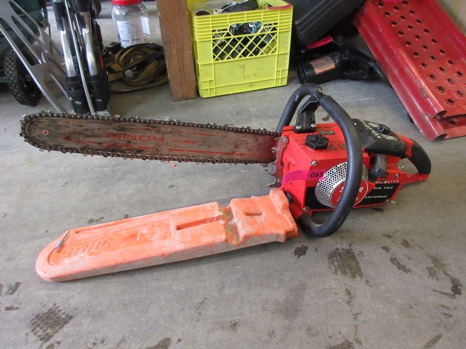 Homelite Super XL130 Chain Saw