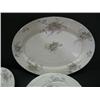 Image 2 : 103 PIECES OF LIMOGES PORCELAIN