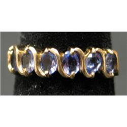 10 KT YELLOW GOLD RING