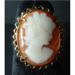 LADIES’ 14KT GOLD RING