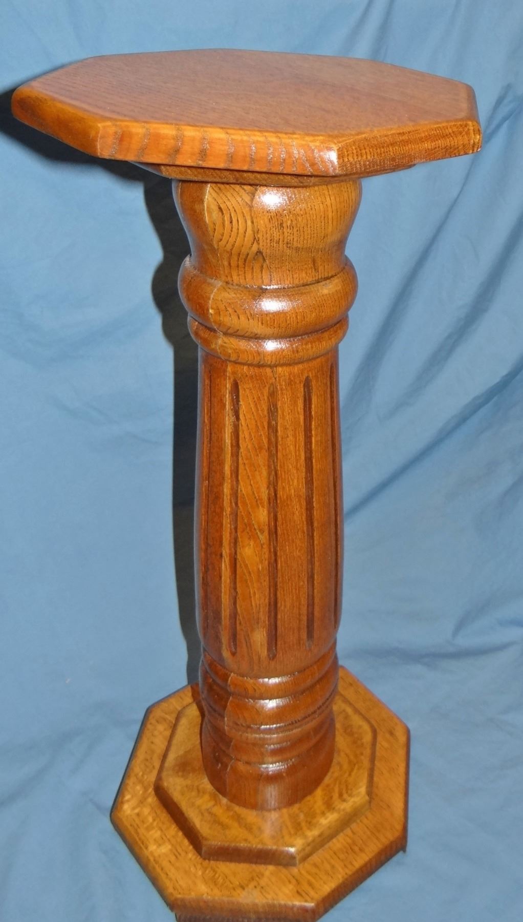 2 Oak plant stands, 18" h and 27"