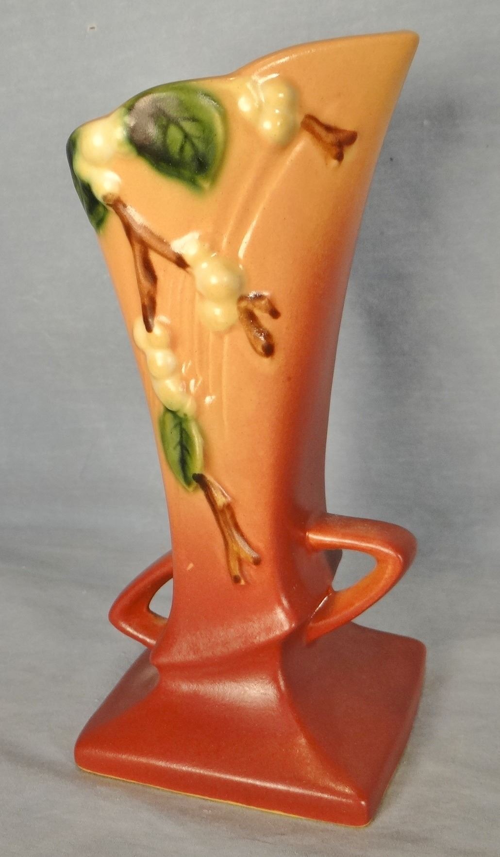 2 pcs Roseville Snowberry dusty rose cornucopia, 7", 1FH; Snowberry