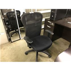 BLACK MESH BACK FULLY ADJUSTABLE TASK CHAIR