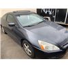 Image 2 : 2005 HONDA ACCORD, 2DR COUPE, GREY, VIN # 1HGCM72645A801089