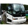 Image 1 : 1999 MCI WHITE BODY STYLE NON-SCHEDULED 56 PASSENGER TOUR BUS W/AUTOMATIC, ALLISON TRASMISSION