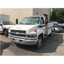 2008 CHEVROLET C4500, MECHANICS TRUCK, WHITE, DIESEL, AUTOMATIC, VIN#1GBE4C1968F402661, 104,893KMS,