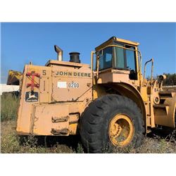 JOHN DEERE 844 LOADER, DOES NOT RUN, BUCKET ATTACHMENT BROKEN, HOURS UNKNOWN