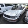 Image 1 : 1991 LEXUS LS400, GAS, AUTOMATIC, WHITE, 4DRSD, VIN#JT8UF11E5M0059615*TMU, NO KEYS, NO