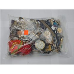 ASSORTED COSTUME JEWELRY