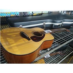 YAMAHA FG700S ACOUSTIC GUITAR WITH ROAD RUNNER HARDSHELL CASE