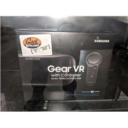 SAMSUNG GEAR VR WITH CONTROLLER