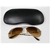 Image 2 : PAIR OF RAYBAN AVIATOR SUNGLASSES WITH CASE