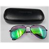 Image 2 : PAIR OF CHILD'S RAYBAN SUNGLASSES WITH CASE