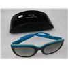 Image 2 : PAIR OF COACH SUNGLASSES WITH CASE