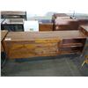 Image 2 : MODERN WOOD SIDEBOARD