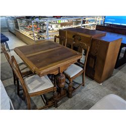 CIRCA 1940S OAK BUFFET WITH DRAW LEAF TABLE AND 4 CHAIRS