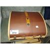 Image 2 : VINTAGE LIGNATONE PIANO ACCORDION