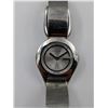 Image 2 : GUCCI SWISS MADE SAPPHIRE CRYSTAL WRIST WATCH  (WATER RESISTANT 3 ATM)