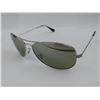 Image 2 : PAIR OF AUTHENTIC POLARIZED RAY-BAN AVIATOR SUNGLASSES