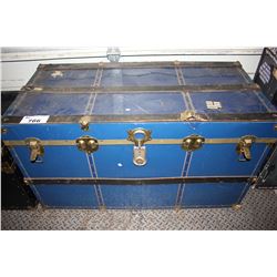 LARGE BLUE TRUNK