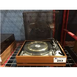 DUAL 1219 TURNTABLE