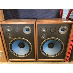 PAIR OF VINTAGE HOME AUDIO SPEAKERS - NO DUST COVERS