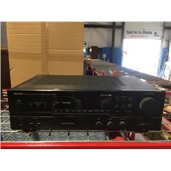 DENON MODEL AVR-900 STEREO RECEIVER - NO REMOTE