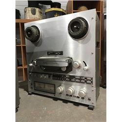 TEAC MODEL X-1000R REEL TO REEL PLAYER