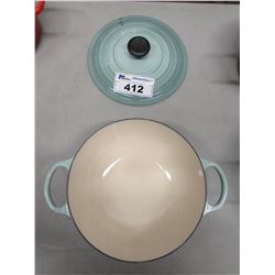 LE CREUSET SIGNATURE CAST IRON 4.5 QT ROUND FRENCH OVEN