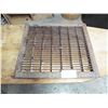 Image 2 : METAL VENT *16" X 14"*