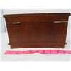Image 3 : HUMIDOR W/LIGHTER & RADIO (STRAUSS)