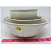 Image 1 : 3 POTTERY BOWLS